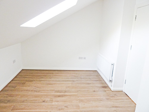 Warehouse conversion to rent in Erith DA8